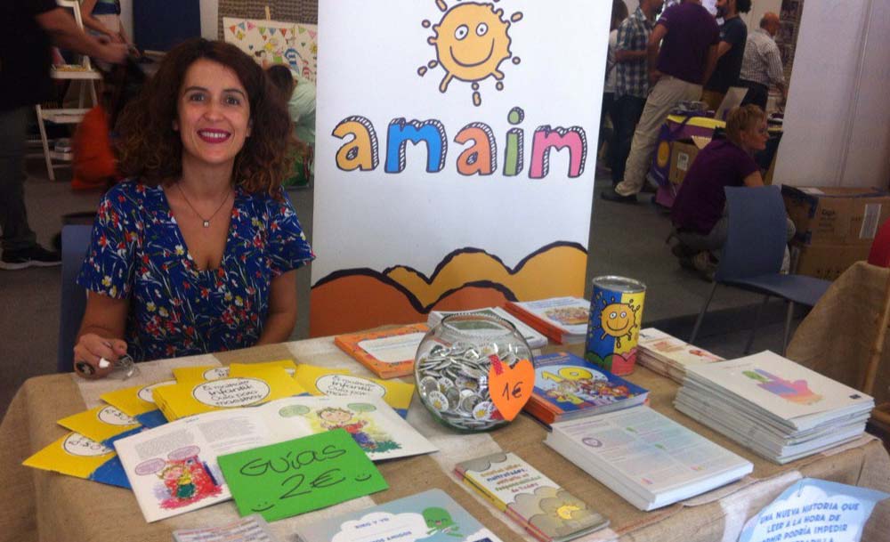 amaim stand en el encuentro "infancia consciente"